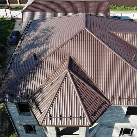 Монтаж сложной крыши и кровли в Отрадном и Самарской области